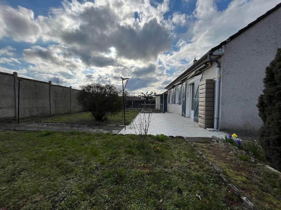 Maisonnette - Jardin Exterieur Champagne-sur-Seine Eksteriør billede